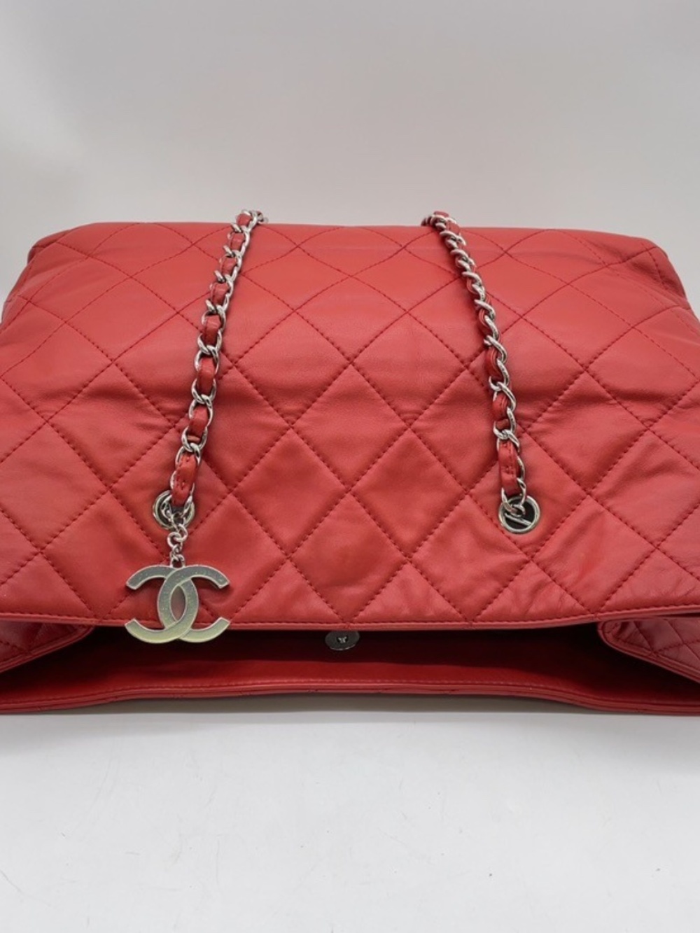Chanel Coco Red Leather Tote - Picture 6 of 15